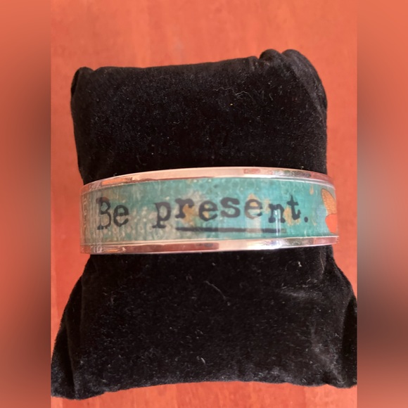 Kelly Rae Roberts Message Bangle - Picture 4 of 4